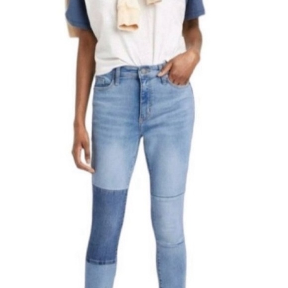 Women's High-Rise Skinny Patched Jeans - Universal Thread Light Wash - Picture 4 of 8